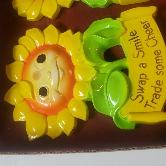 Vintage 1970s chalkware Sunflower pot holder hangers wall art - Picture 8 of 10